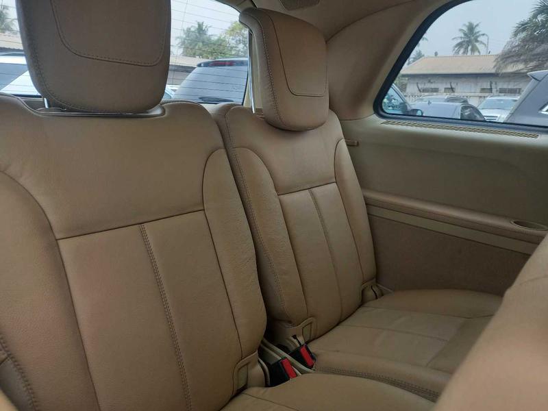 Mercedes-Benz GL • 2012 • 62,034 km 8