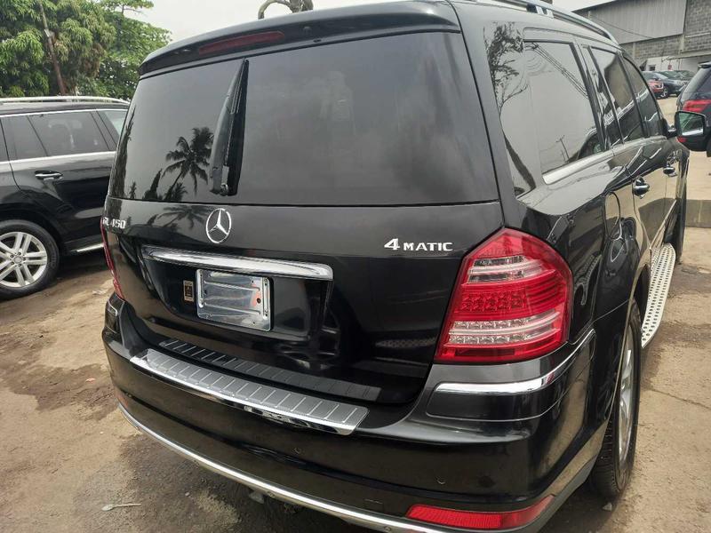 Mercedes-Benz GL • 2012 • 62,034 km 9