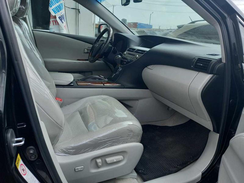 Lexus RX • 2010 • 55,329 km 3