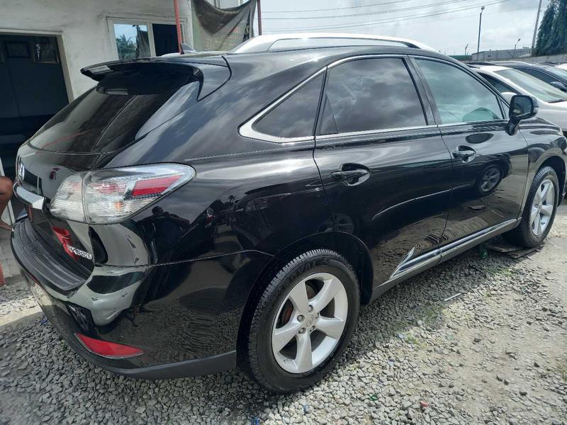 Lexus RX • 2010 • 55,329 km 2