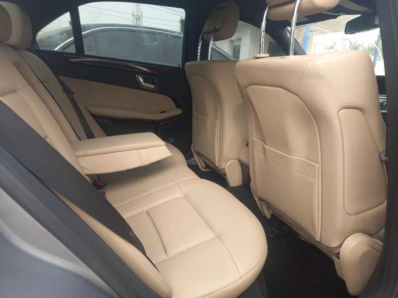 Mercedes-Benz E • 2010 • 64,204 km 2