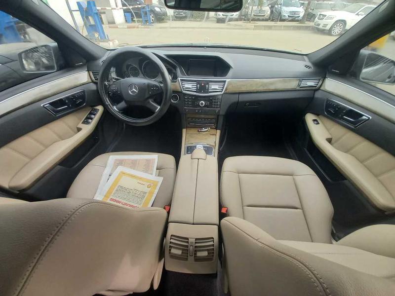 Mercedes-Benz E • 2010 • 64,204 km 6