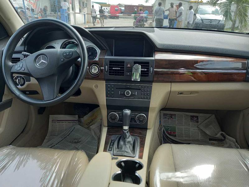 Mercedes-Benz GLK • 2012 • 69,320 km 4