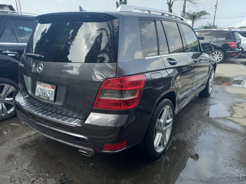 Mercedes-Benz GLK • 2012 • 59,320 km 9