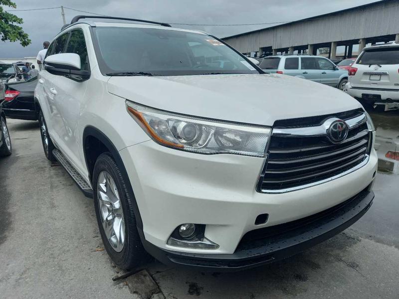 Toyota Highlander • 2014 • 49,639 km 8