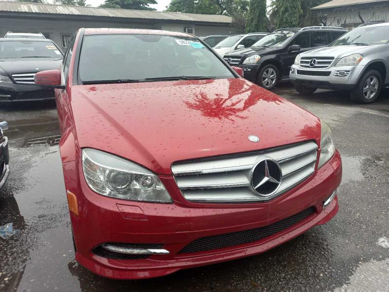 Mercedes-Benz C • 2010 • 74,295 km 6