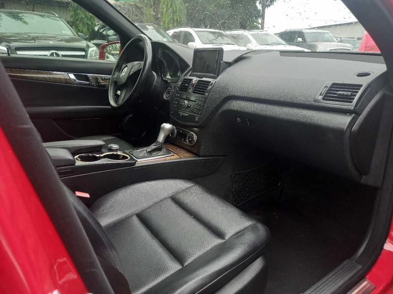 Mercedes-Benz C • 2010 • 74,295 km 4