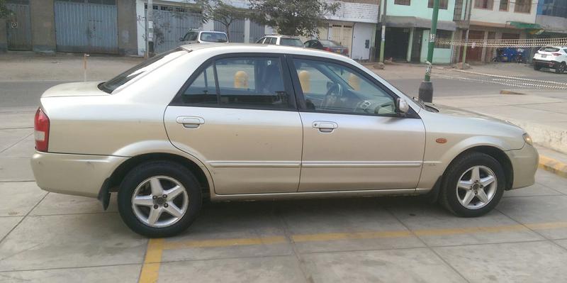 Mazda 323 • 2004 • 155,000 km 8