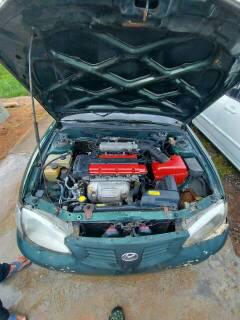 Hyundai Elantra • 1999 • 190,000 km 4