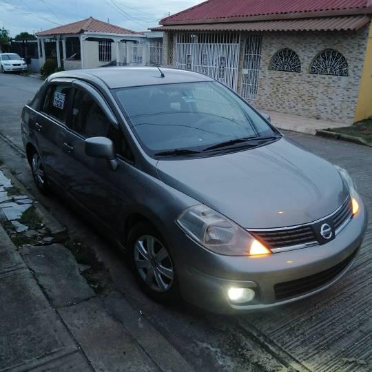 Nissan Tiida • 2013 • 111,560 km 3