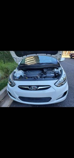 Hyundai Accent • 2015 • 113,671 km 5