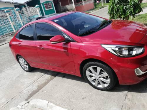 Hyundai Accent • 2019 • 35,000 km 5