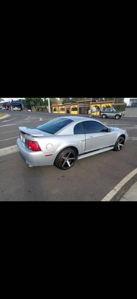 Ford Mustang • 2001 • 85,500 km 2