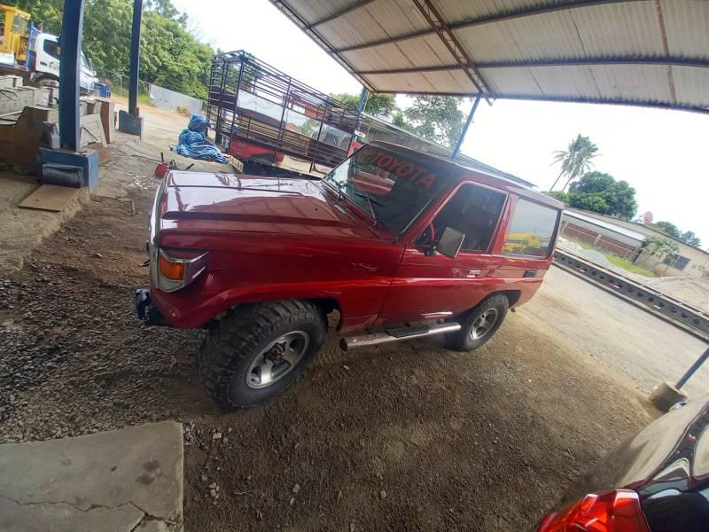 Toyota Land Cruiser • 1987 • 0 km 1