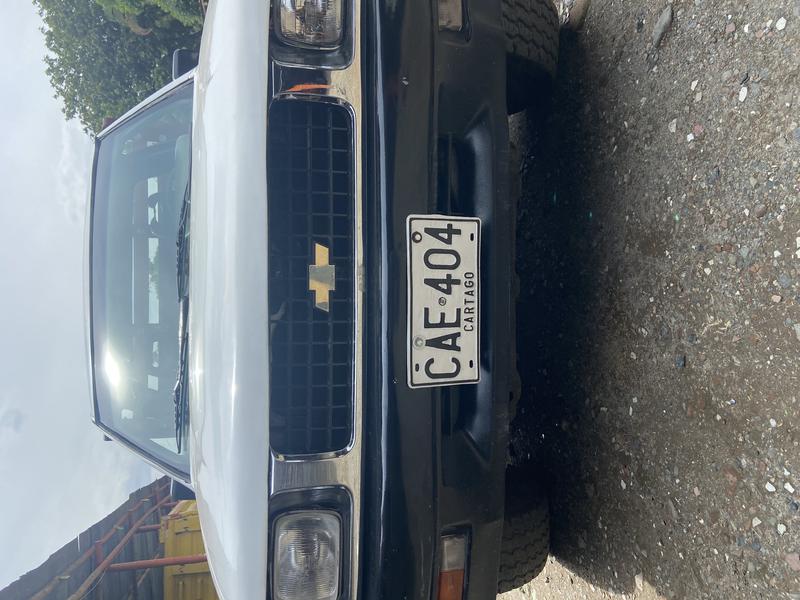 Chevrolet Luv • 1989 • 286,000 km 4