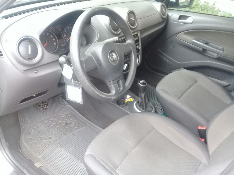 Volkswagen Gol • 2013 • 94,000 km 2