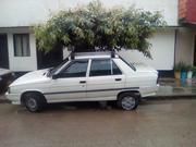 Renault 10 • 1988 • 123,456 km 4