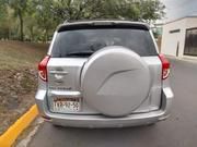 Toyota RAV4 • 2007 • 140,000 km 5