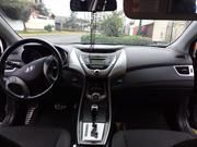 Hyundai Elantra • 2012 • 65,000 km 3