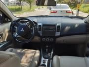 Mitsubishi Outlander • 2009 • 120,000 km 3