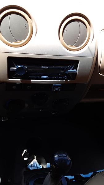 DFSK C37 Minibus • 2014 • 108,000 km 11