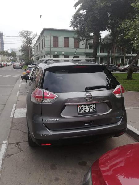 Nissan X-Trail • 2015 • 48,500 km 2