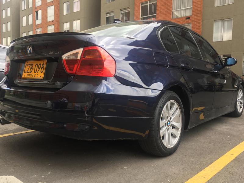 BMW E60 • 2009 • 89,000 km 3