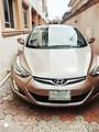 Hyundai Elantra • 2015 • 22 km 4