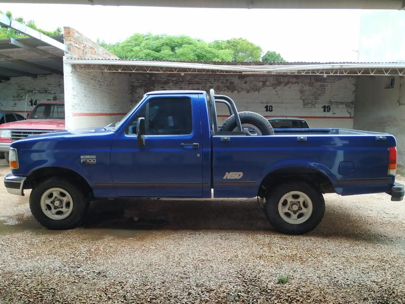 Ford F-150 • 1998 • 300,000 km 1