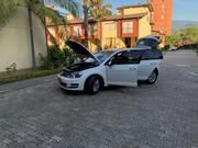 Volkswagen Golf • 2017 • 29,900 km 4