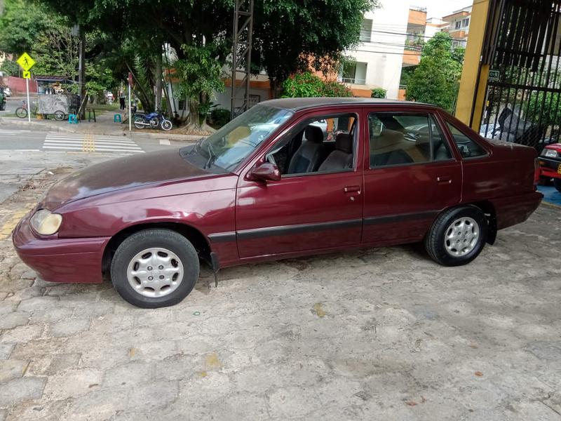 Daewoo Racer • 1995 • 284,000 km 4