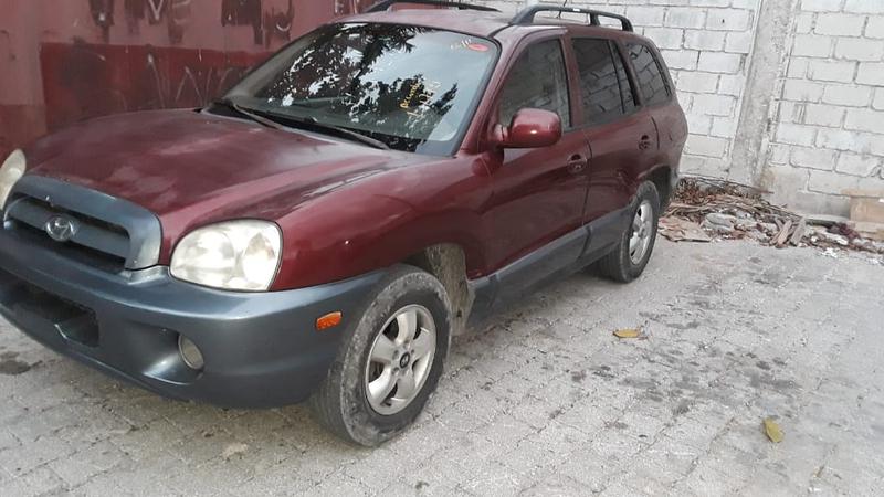 Hyundai Santa Fe • 2005 • 191,836 km 2