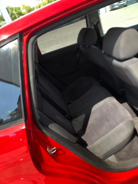 Volkswagen Polo • 2005 • 51,000 km 4