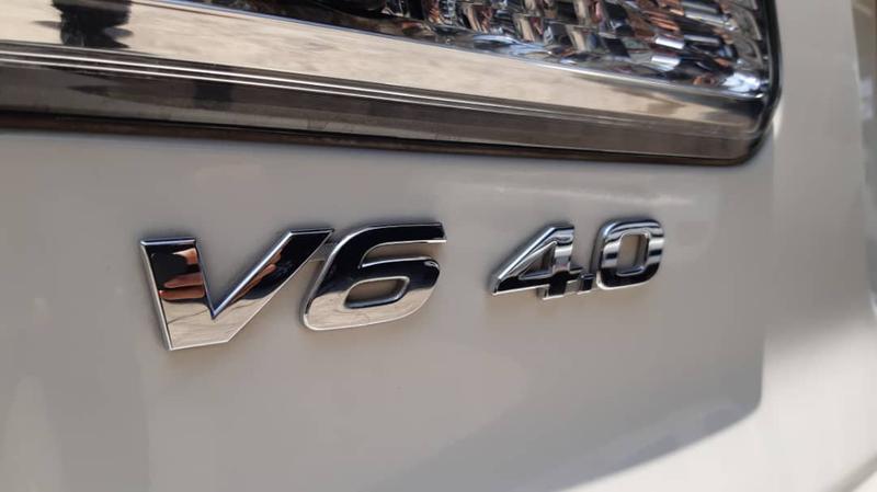 Toyota Fortuner • 2017 • 34,000 km 5