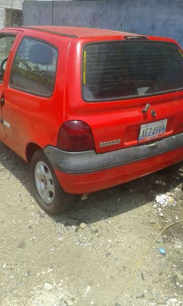 Renault Twingo • 2005 • 1 km 7