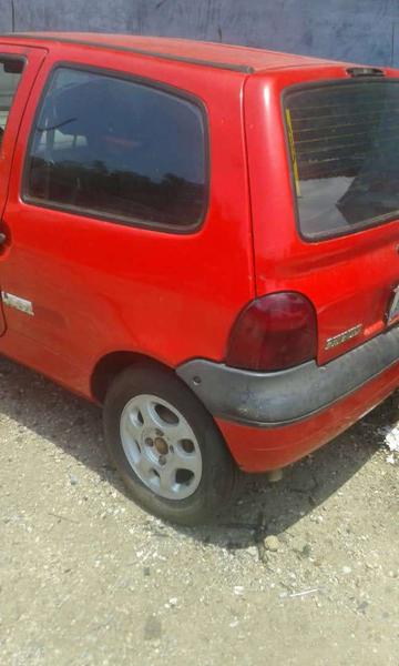 Renault Twingo • 2005 • 1 km 4