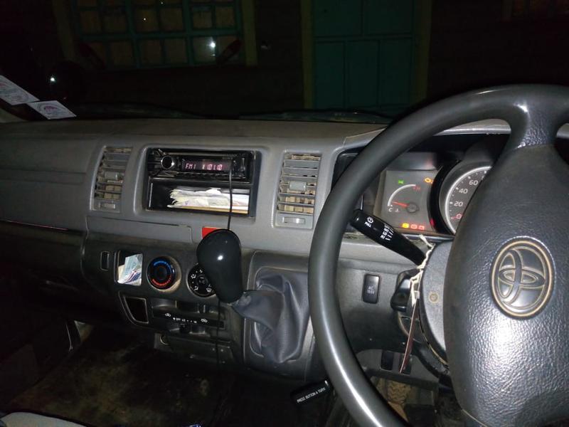 Toyota Hiace Van • 2007 • 500,000 km 2