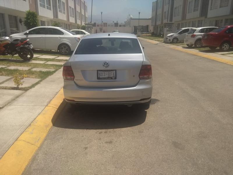 Volkswagen Vento • 2017 • 32 km 3