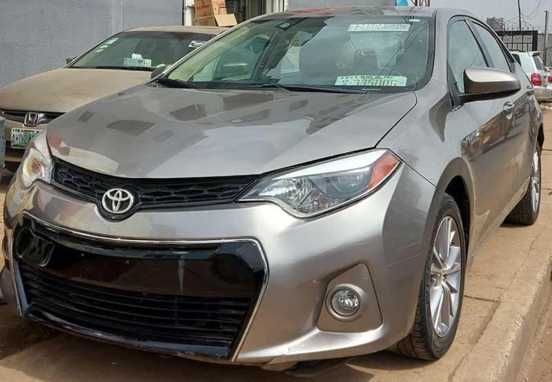 Toyota Corolla • 2014 • 365,800 km 1