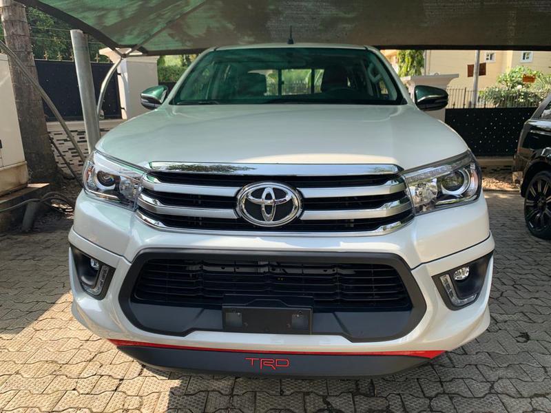 Toyota Hilux • 2019 • 2,019 km 1