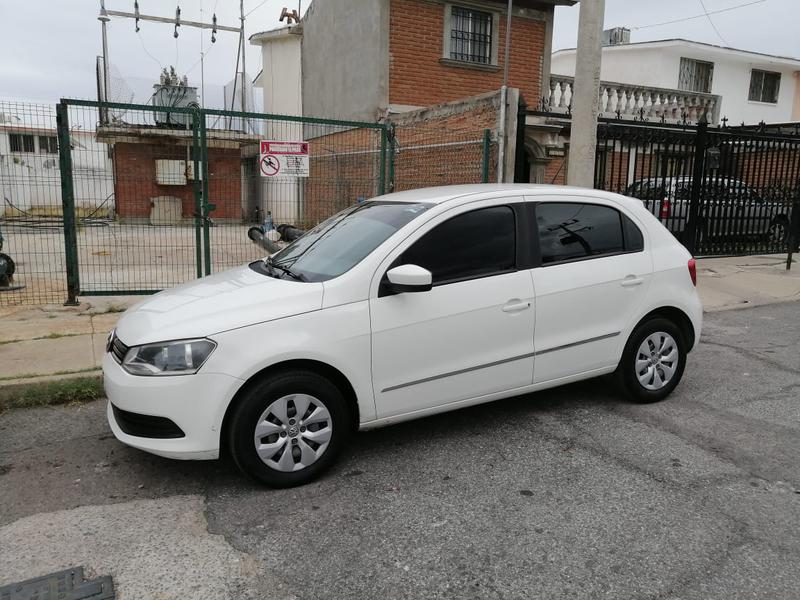 Volkswagen  • 2016 • 90,000 km 2