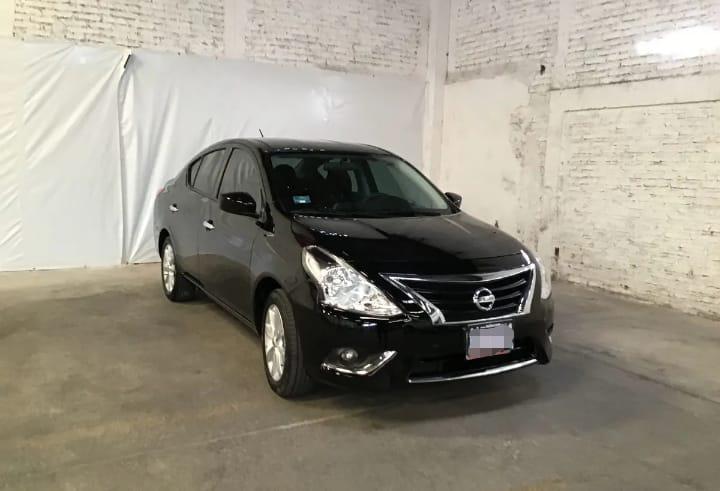Nissan Versa • 2017 • 73,000 km 3