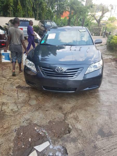 Toyota Camry • 2009 • 0 km 3