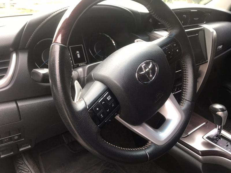 Toyota Hilux • 2017 • 87,000 km 1