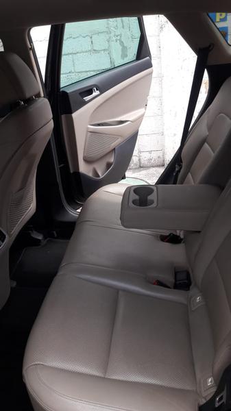 Hyundai Tucson • 2016 • 90,000 km 2