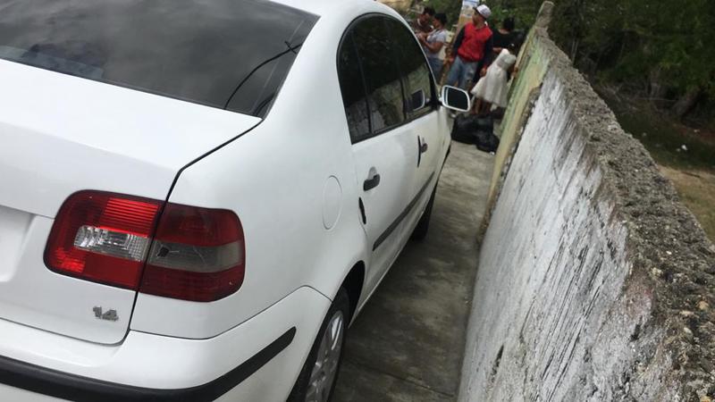 Volkswagen  • 2006 • 12,000 km 2