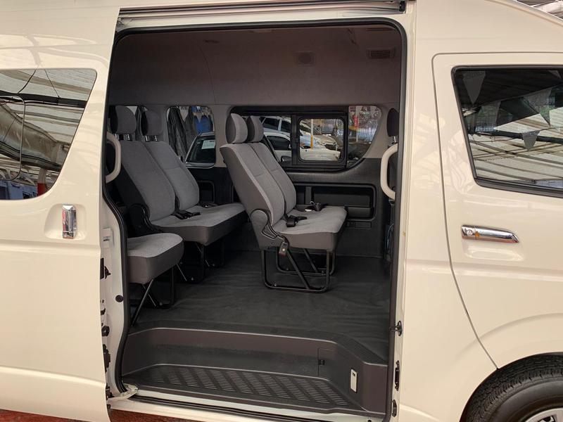 Toyota Hiace • 2019 • 13,500 km 24