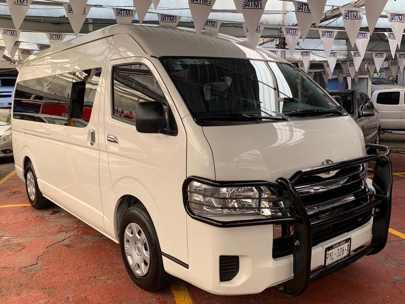 Toyota Hiace • 2019 • 13,500 km 8