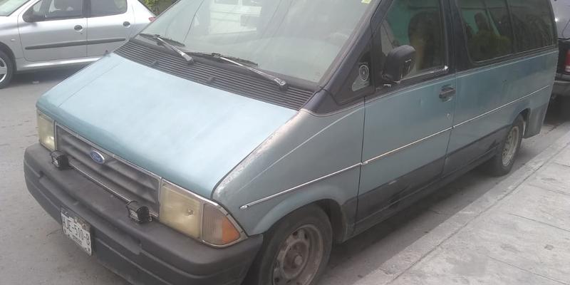 Ford Aerostar • 1992 • 111,111 km 2