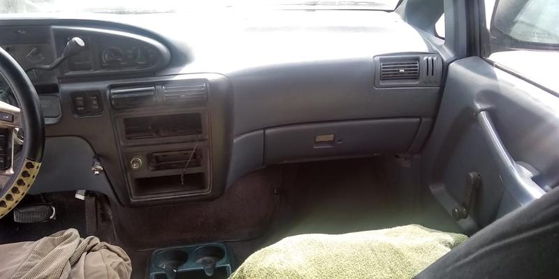 Ford Aerostar • 1992 • 111,111 km 4